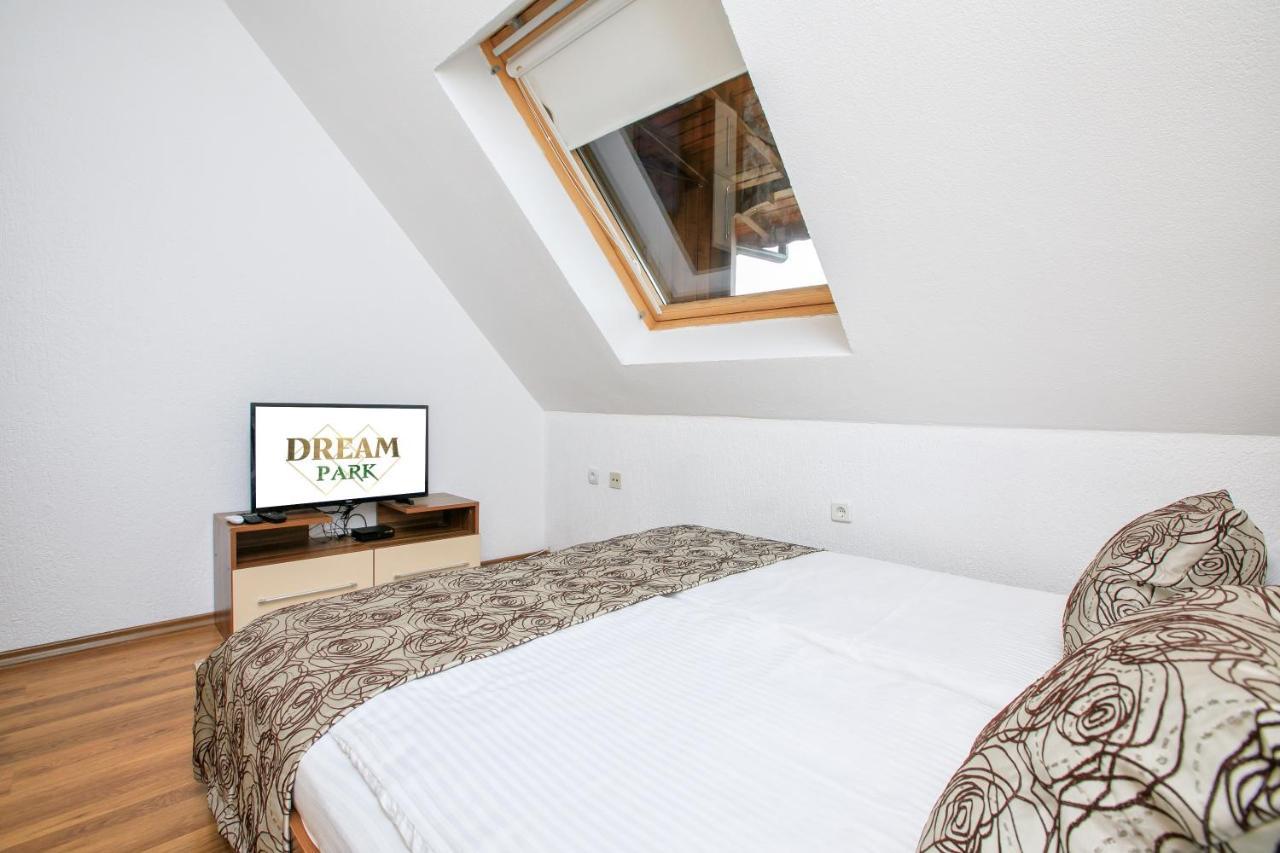 Dream Park Apartment サンダンスキ エクステリア 写真